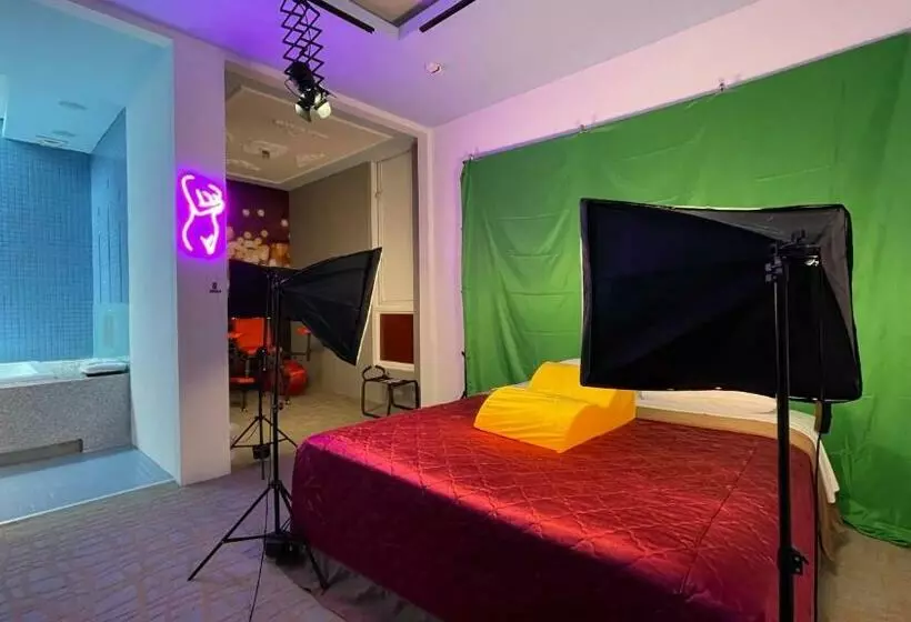 You Want Motel