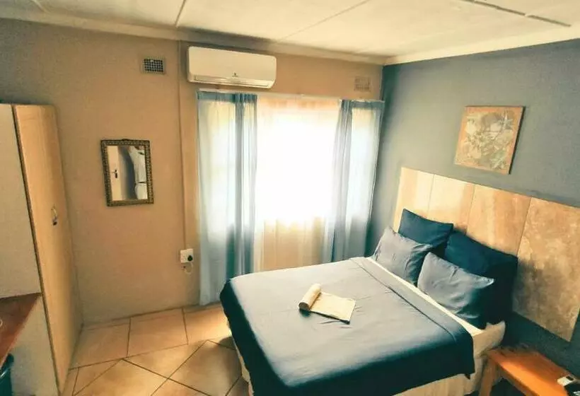 Retkeilymaja Hluzu Guest House