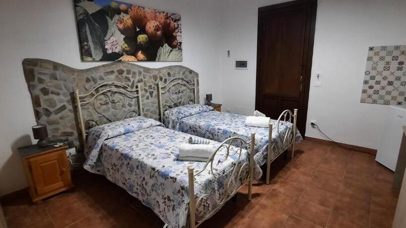 酒店 El Pavino Agriturismo Ristorante Pizzeria Alloggi