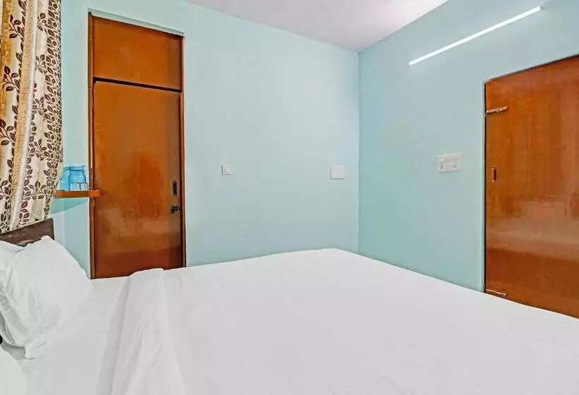 Hotelli Oyo 90537 Green Residency