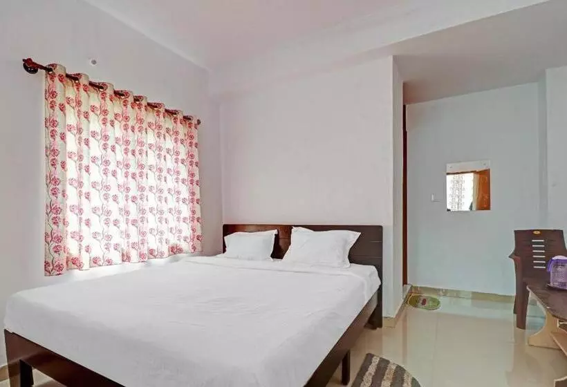 Hotelli Oyo 90537 Green Residency