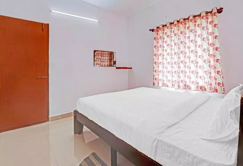 Hotelli Oyo 90537 Green Residency