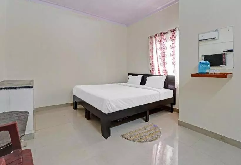 Hotelli Oyo 90537 Green Residency