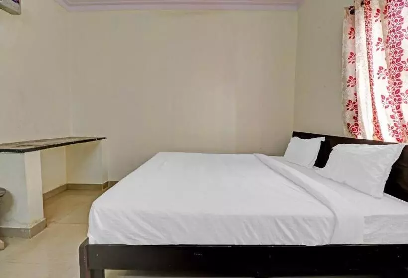 Hotelli Oyo 90537 Green Residency