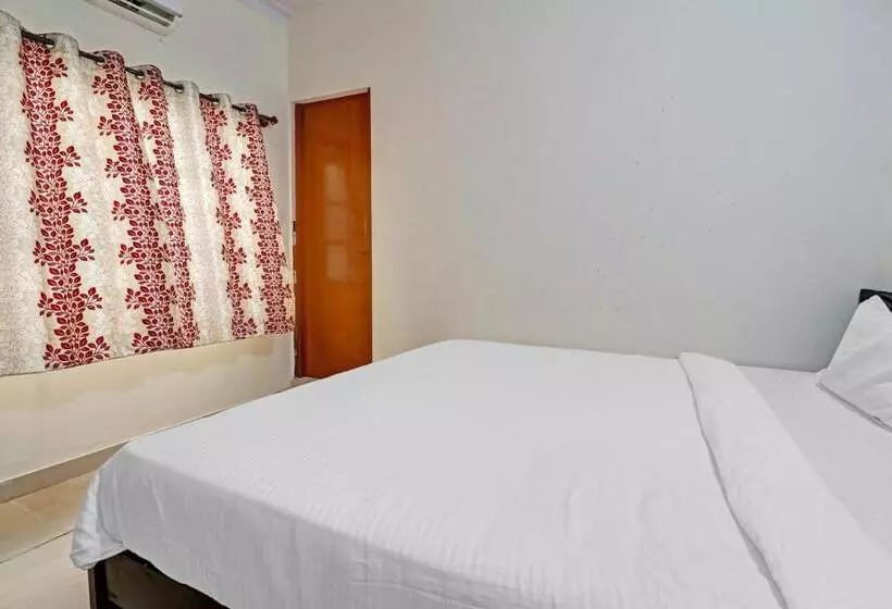 Hotelli Oyo 90537 Green Residency