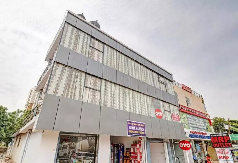 Hotelli Oyo 90537 Green Residency