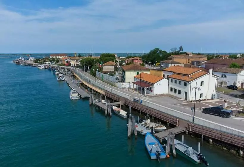 پانسیون Borgo Levante Camere