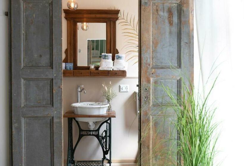 ペンション Donna Elena   Epoque Residence