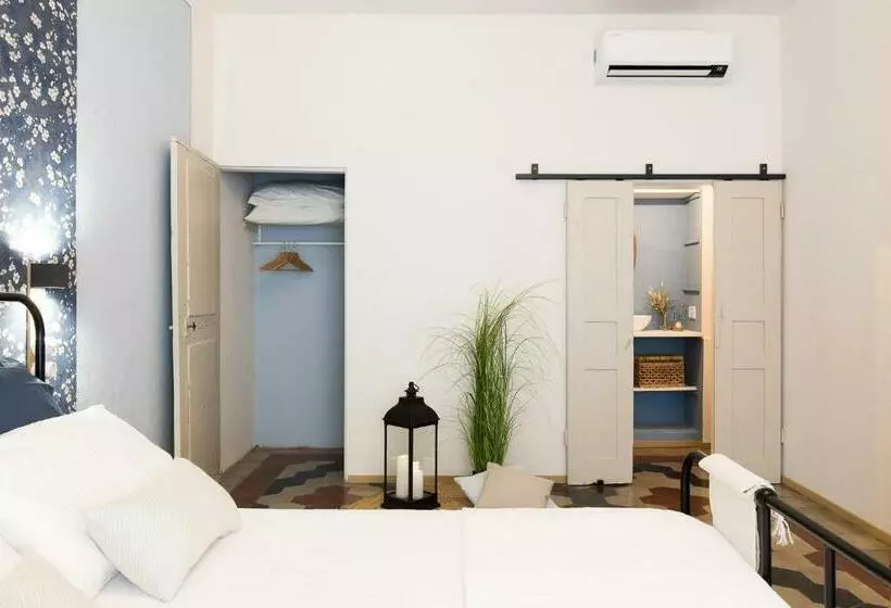 Majatalo Donna Elena   Epoque Residence