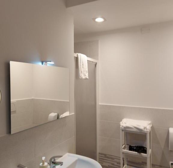 پانسیون Fare Bnb Room Del Parco