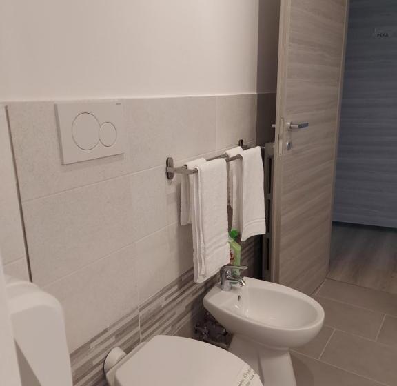 پانسیون Fare Bnb Room Del Parco