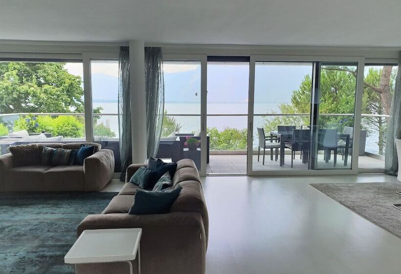 Eglise Catholique   Cosy And Bright Apartment In Montreux