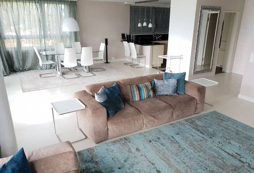 Eglise Catholique   Cosy And Bright Apartment In Montreux