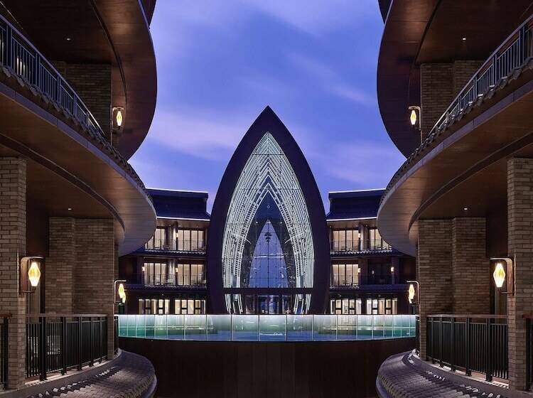 Hotel Garrya Huzhou Lucun