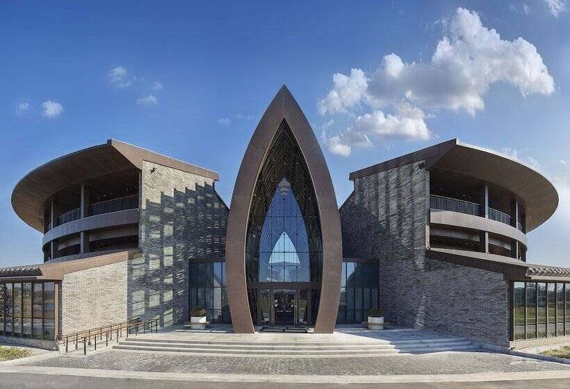 Hotel Garrya Huzhou Lucun