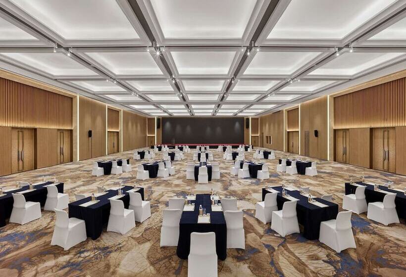 Hotel Garrya Huzhou Lucun