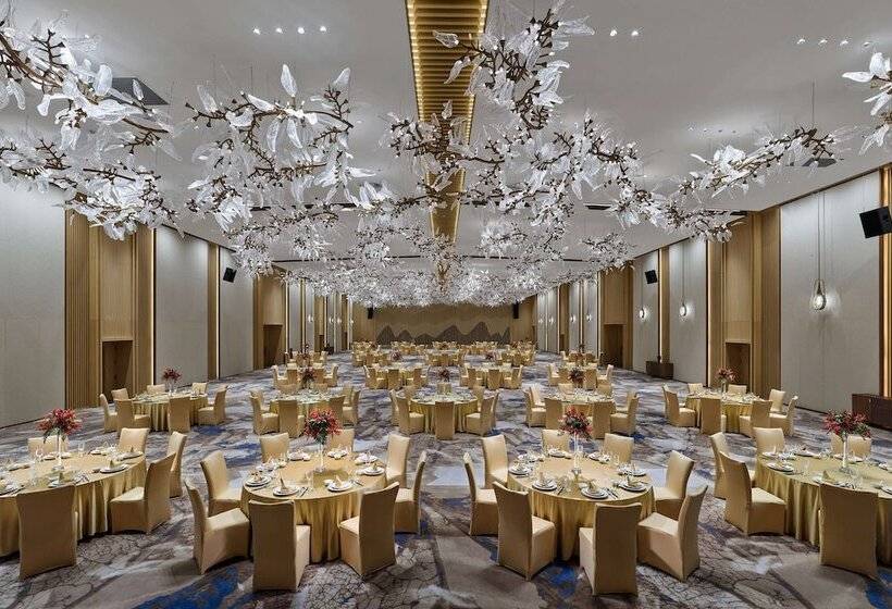 Hotel Garrya Huzhou Lucun