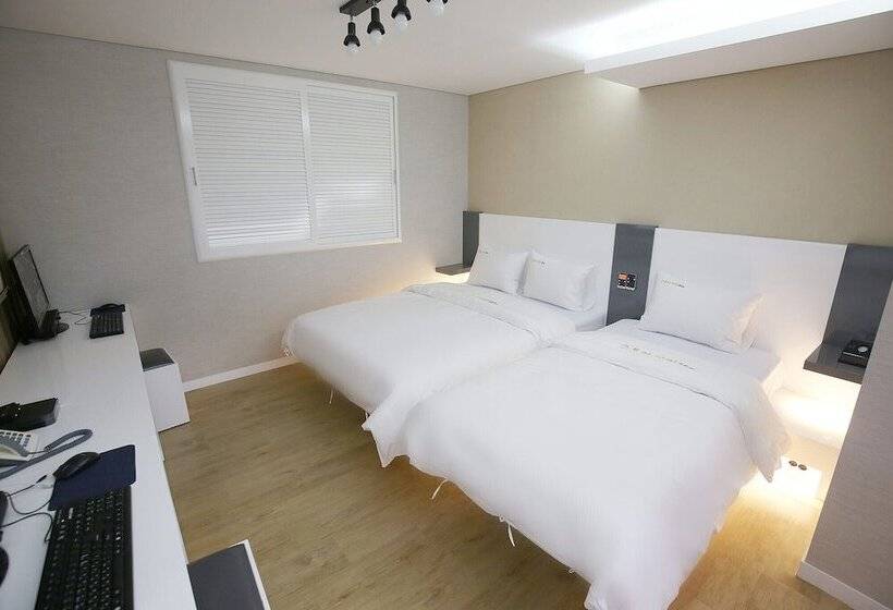 Motel Daejeon Yongjeon Storyline