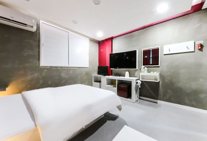 Motel Daejeon Yongjeon Storyline