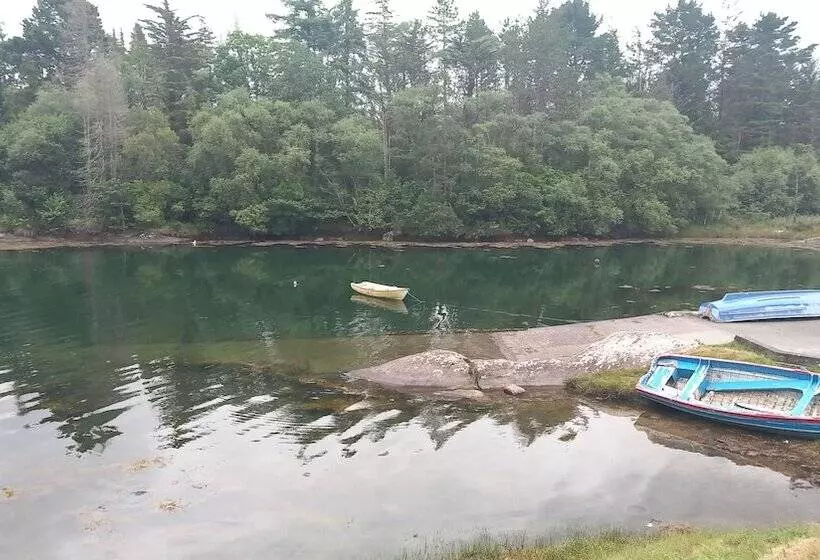 Cuckoo Tree House Glengarriff Beara Peninsula