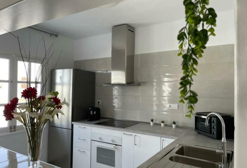 Apartamento El Bomboncito, A Un Tiro De La Playa!