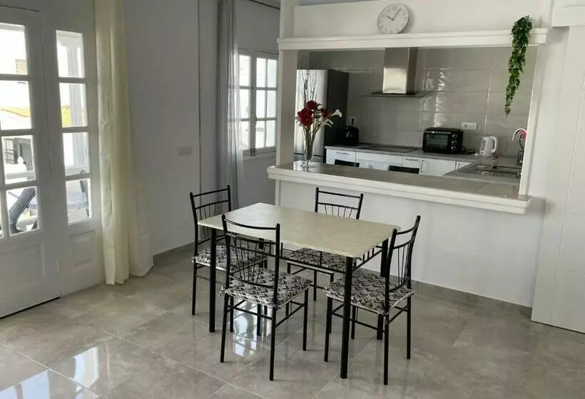 Apartamento El Bomboncito, A Un Tiro De La Playa!