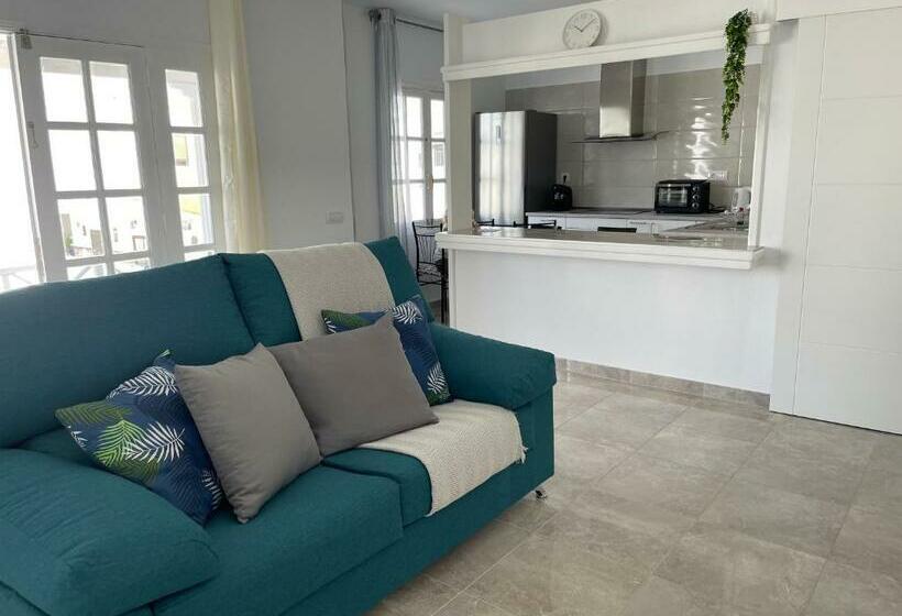 Apartamento El Bomboncito, A Un Tiro De La Playa!