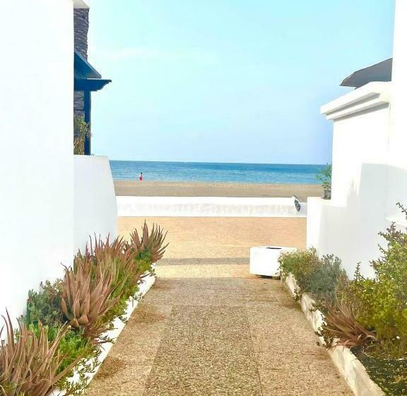 Apartamento El Bomboncito, A Un Tiro De La Playa!