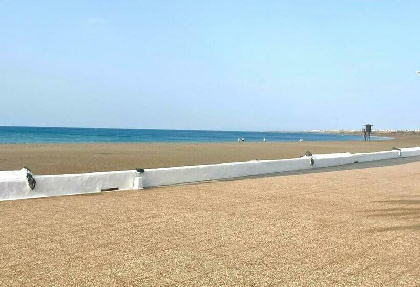 Apartamento El Bomboncito, A Un Tiro De La Playa!