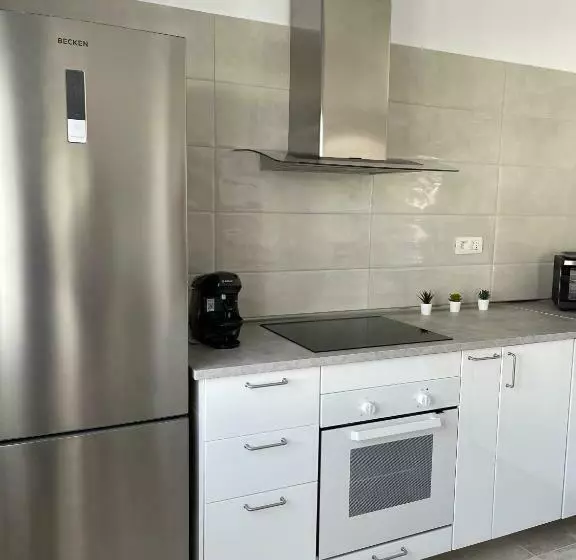 Apartamento El Bomboncito, A Un Tiro De La Playa!