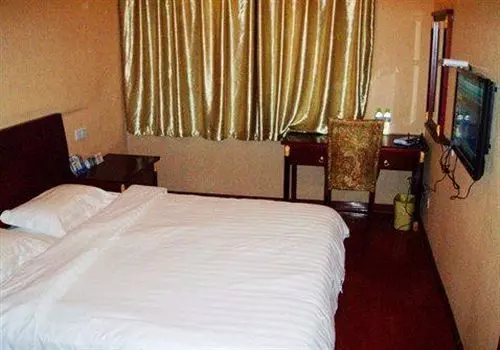 Super 8 Hotel Suzhou Le Yuan