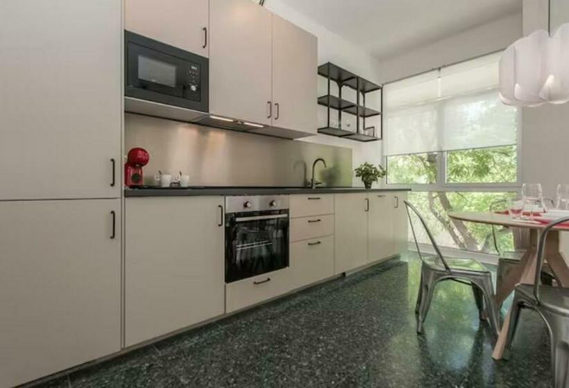 Espectacular Apartamento Con Piscina En Bernabeu Castellana