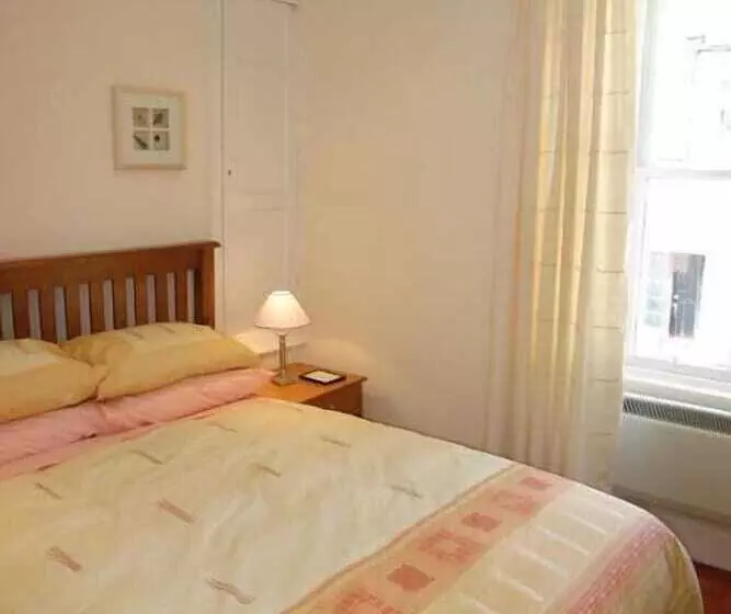 Retkeilymaja Plockton Inn