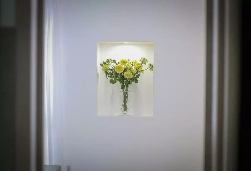 تختخواب و صبحانه Maris Terra