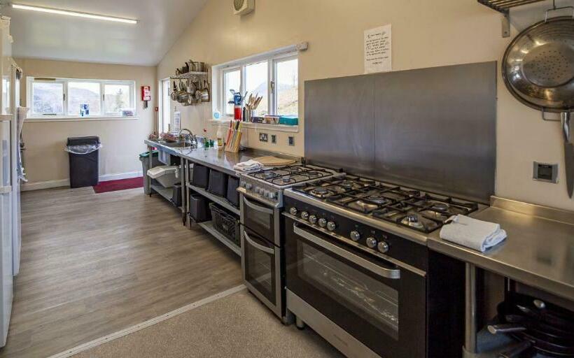 הוסטל Inchnadamph Explorers Lodge