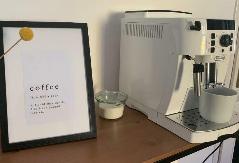 Apartament Lies By The Bridge   La Podul Minciunilor