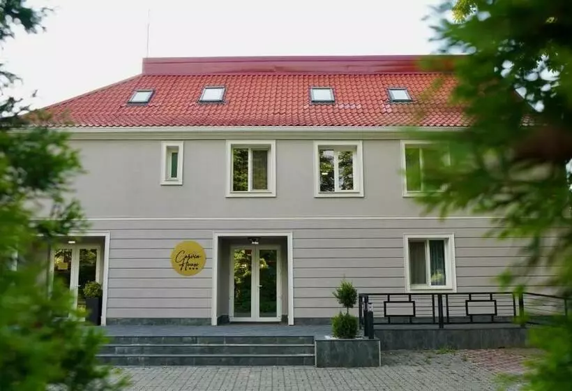 هتل Corvin House