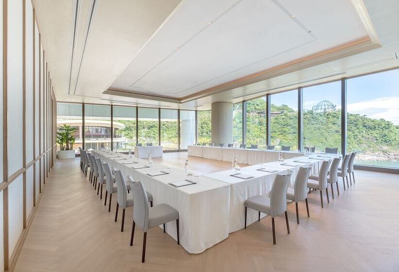 The Fullerton Ocean Park Hotel Hong Kong