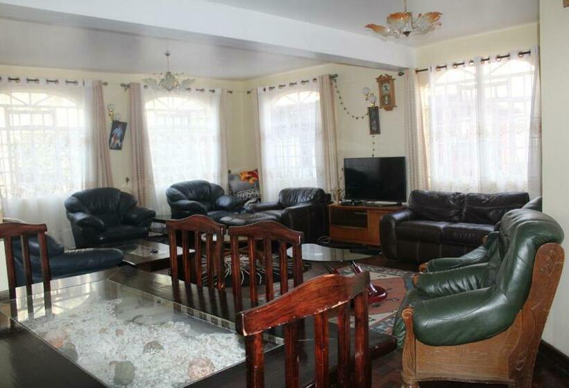 هتل Tranquil Homestays