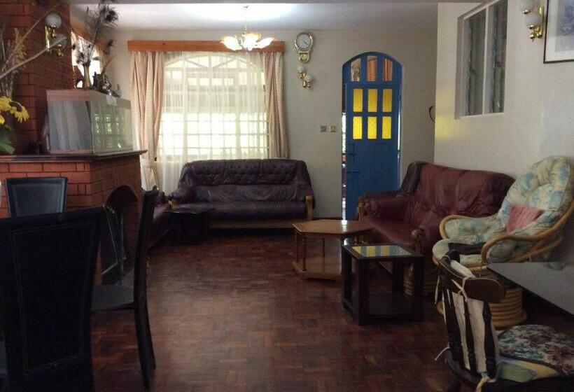 هتل Tranquil Homestays