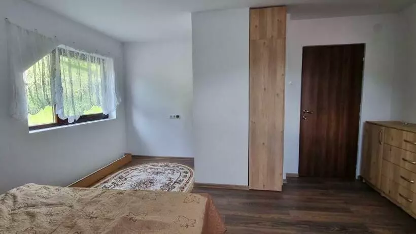 ペンション Karacsony Guest House