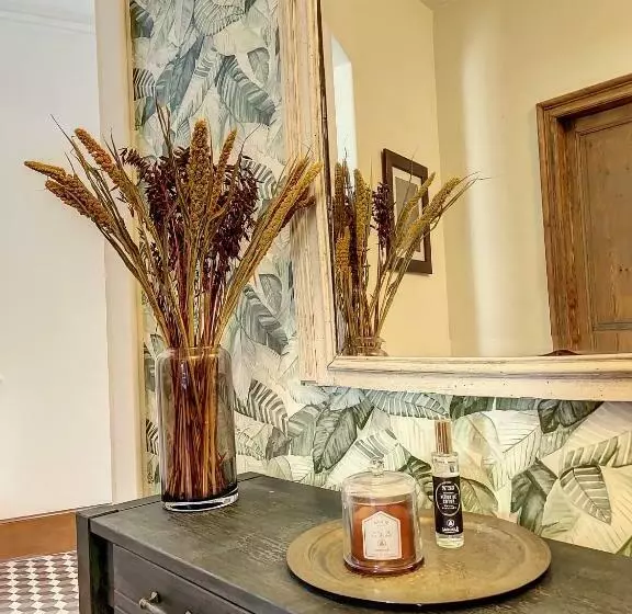 Aamiaismajoitus (B&B) L Oiseau Bleu Peacock