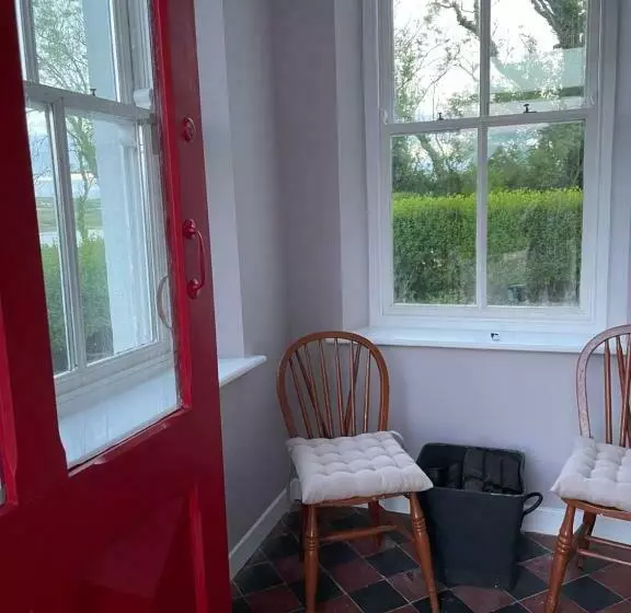 Aamiaismajoitus (B&B) Lakeside Lodge