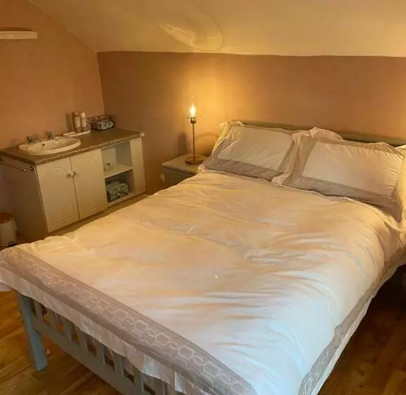 Aamiaismajoitus (B&B) Lakeside Lodge