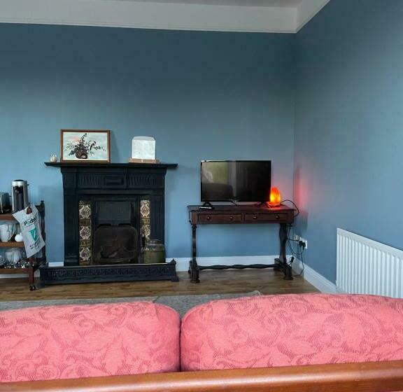 住宿加早餐 Lakeside Lodge