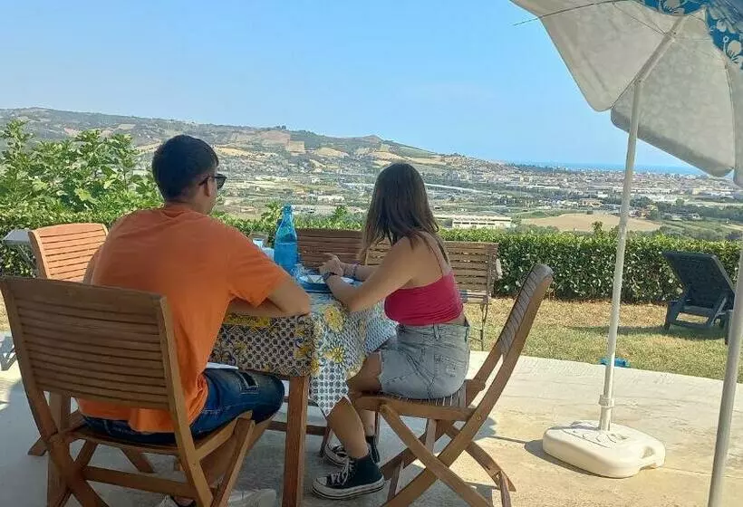Aamiaismajoitus (B&B) Profumo Di Campagna
