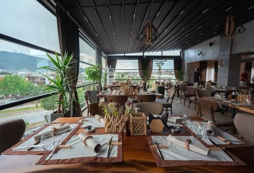 Hotelli Austrian Palace