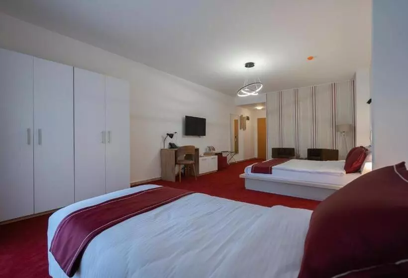 Hotelli Austrian Palace