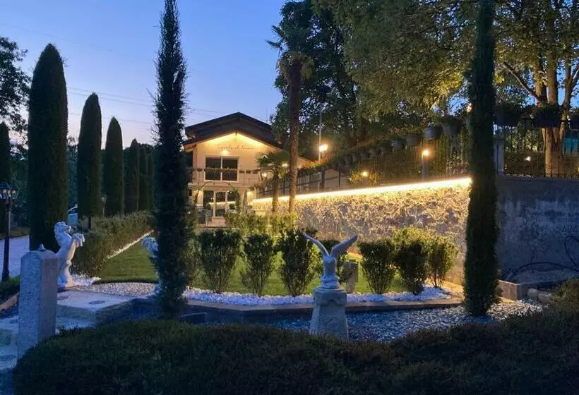 ホテル Casale Al Foino