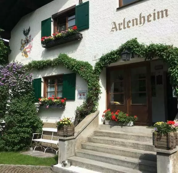 ペンション Arlenheim